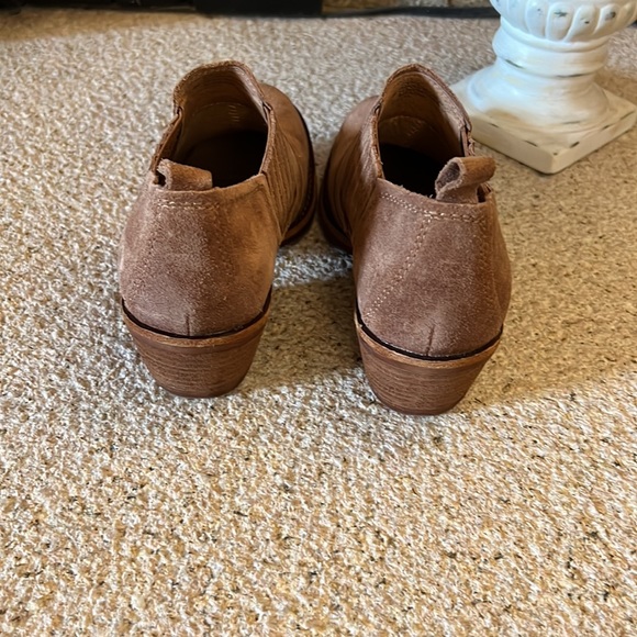 Soft Leather Upper Western Style Ankle Boot Size 6 🐴 - Picture 4 of 6